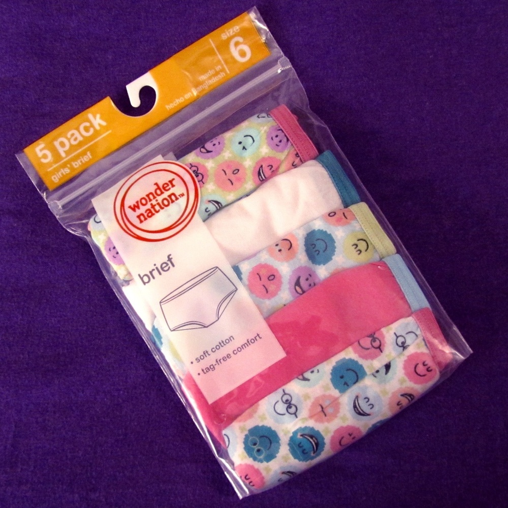 NIP Emoji Underwear 5 Pack, Size 6